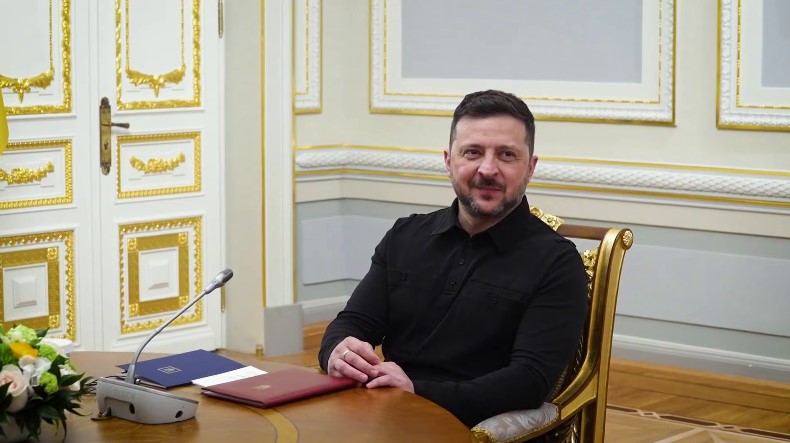 Україна чекає, поки США завершать всі війни, - Зеленський
